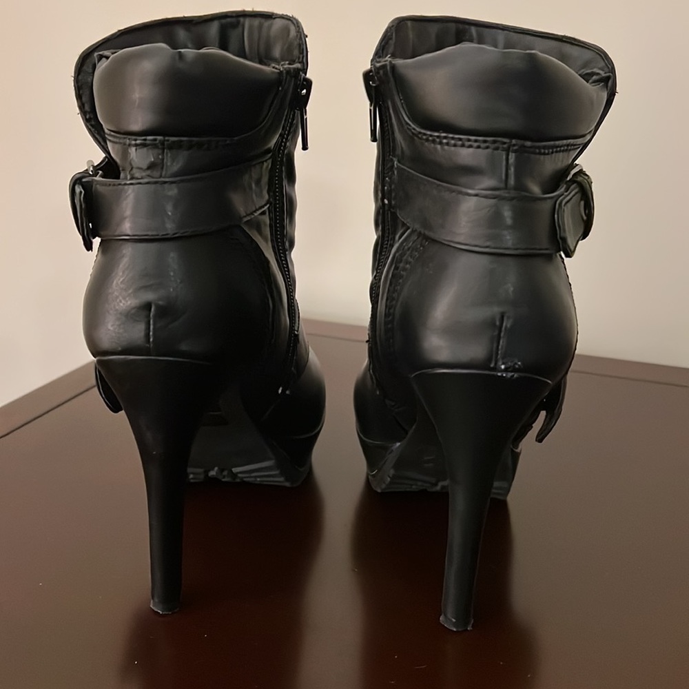 Call It Spring - image 3